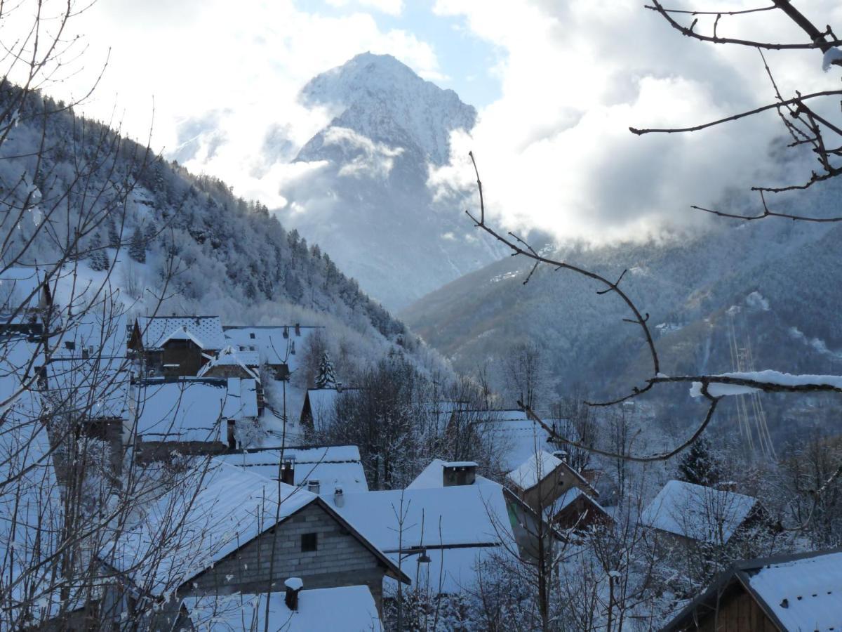 Les Petites Marmottes Villa Vaujany Exterior foto